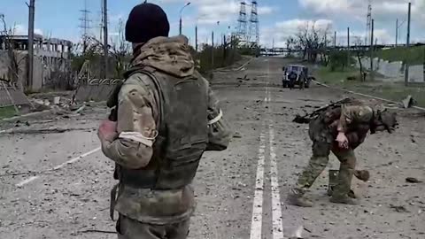 Ukrainian sappers are helping the DPR