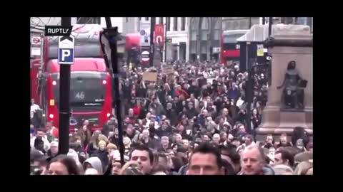 BREAKING : London ENGLAND Anti LOCKDOWN Protests !! TNTV