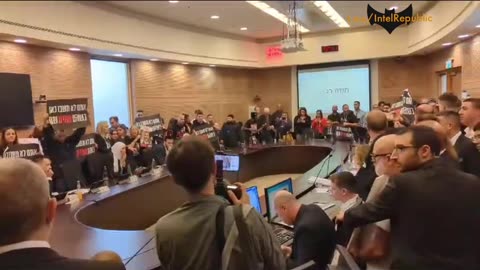 ►🚨‼️🇮🇱 KNESSET SECURITY BREACHED: "You will not sit here while they are there!" 🚨‼️🇮🇱