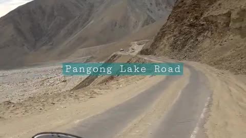 Pangong Lake Road Leh Ladakh - Bike Adventure - Fakkad Vlogs - #shorts #lehladakh #bikeride