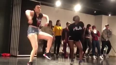 Amazing Latina's dance