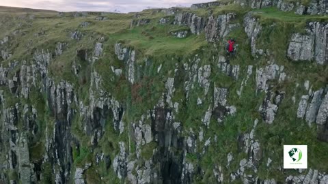 Benedict Cumberbatch solo rappels down a cliff | Running Wild with Bear Grylls