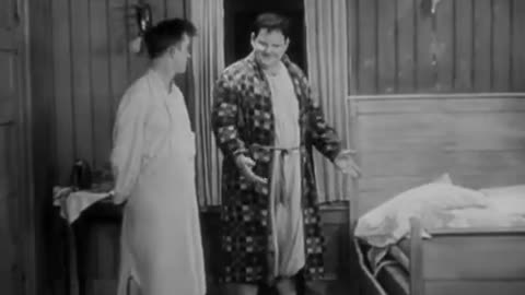 They Go Boom! [Laurel and Hardy]
