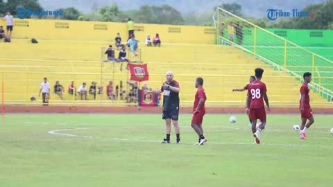 Yuran Fernandes Sudah Ikut Latihan, Bernardo Tavares Siapkan PSM Untuk Laga Perdana