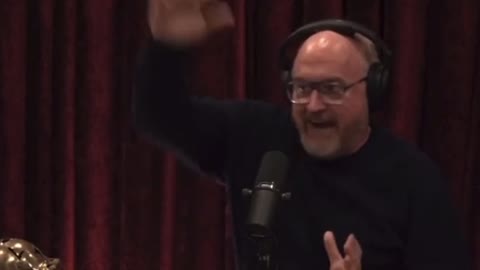 Louis C.K. Calls For Open Borders To End Global Inequity: ‘It Shouldn't Be So Great Here In America’