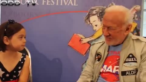 BUZZ ALDRIN... PARCE QUE NOUS N'Y SOMMES PAS ALLÉS !!!