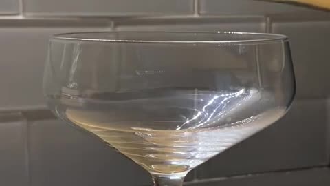 Matcha martini 😜 @lakaliving #viral #cocktails #mocktails #martini