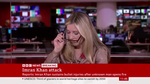 Former Pakistan Prime Minister Imran Khan shot during protest march - BBC News