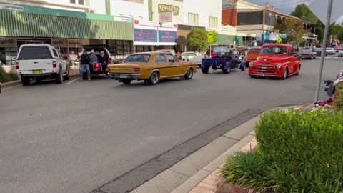 Narrandera Rod Run 2023 (daylight) 11 Cruisin no boozin