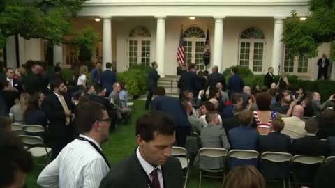 Joy Villa, Sebastian Gorka, reporter get in argument over fake news at White House