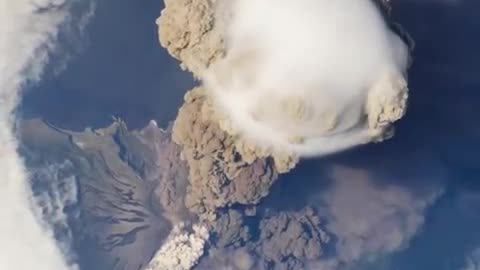 Nasa sarychev volcanoer eruption from the international space station