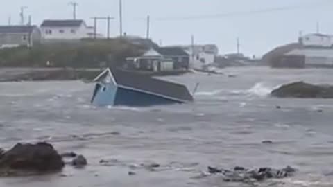 Hurricane Fiona: Canada hit by 'historic, extreme event'