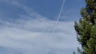 Chemtrails before the rain.