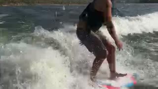 Making it look Easy - 360 Wake Surfing