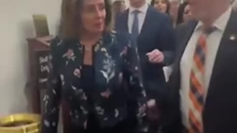 Women confront thieving, parasitic drunk Pelosi (Nasty Piglosi)