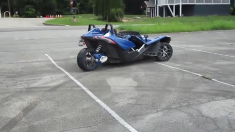 PHILLBILLY IN HIS SLINGSHOT DOING DONUTS AT TOP OF THE TAIL OF THE DRAGON