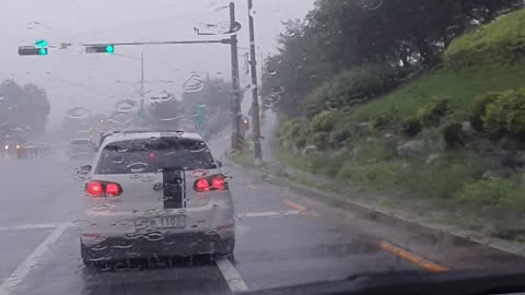 From Korean Driving on a rainy day