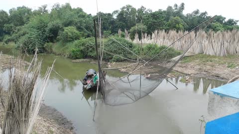 Indian Oldest Fishing Technique On River