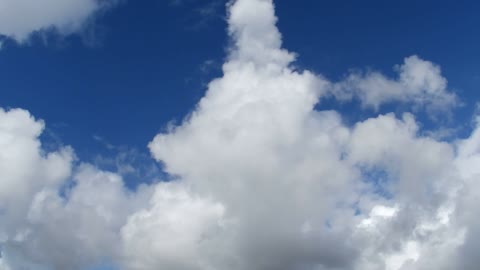 25.09.2022 De beaux vrais nuages dans les Alpes de Haute Provence