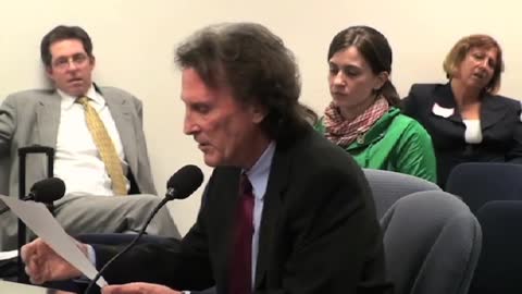 Gary Null Speaking Out at the NYS Assembly Hearing | 10-13-2009 | (part 2 of 3)