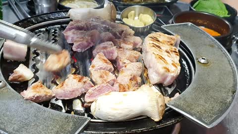 [Korean Food] Grilled pork belly