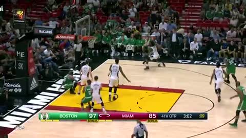 Celtics Jae Crowder & Avery Bradley Play Rock Paper Scissors for Free Throw, Isaiah Thomas EJECTED