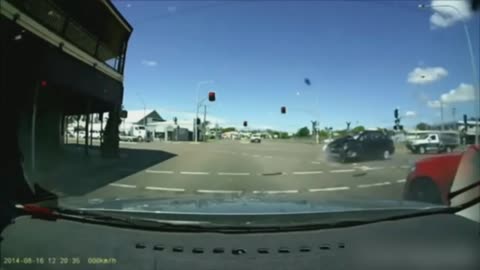 Red Light Fails, Road Rage, Instant Karma