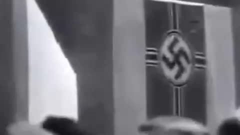Vítanie Hitlera v Brne a vojenská prehliadka v Prahe