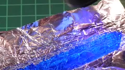 Fancy looking ring made out of kitchen foil!