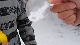 Blowing bubbles in freezing weather