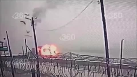 The moment of today's explosion at the Shagonarskaya Power Plant in Russian