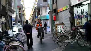 Japan, Osaka - arcade cycle 2010