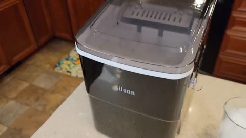 REVIEW Silonn Ice Maker for Countertop Ice Machine