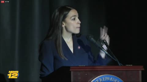 AOC: "Every Democrat presidential candidate" has endorsed by plan