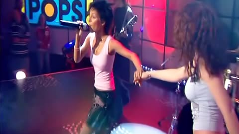 t.A.T.u. - Not Gonna Get Us (Top Pops 02.05.2003) (Upscaled)