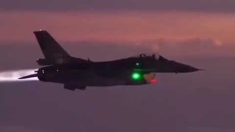 F16 At night