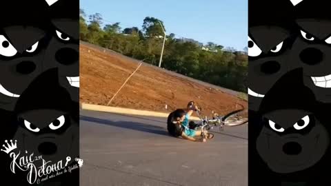 Tombos in the degree of BIKE - WHEELING FAILS