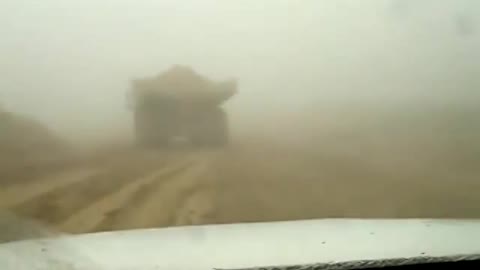 Dont try this at home, Komatsu Truck Drift!