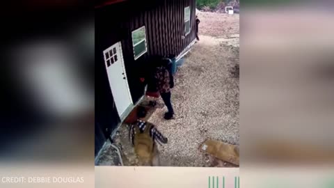 Texas ranch owner near border catches men attempting to break into house