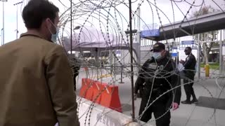 U.S. grants Ukrainians entry at Mexico border