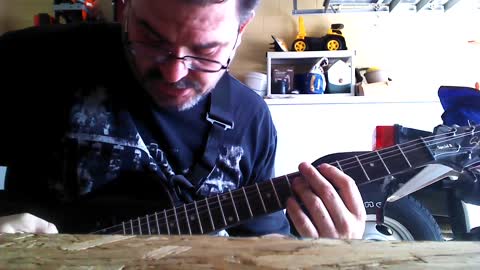 How I play Van Halen "Unchained'" on Guitar made for Beginners