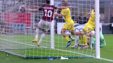 Milan 2-2 Hellas Verona | Zlatan Ibrahimović salvages a late point for Milan! | Serie A TIM