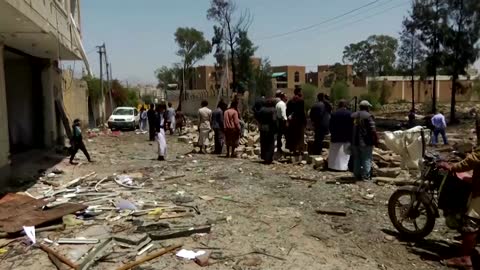 Eight killed in airstrike in Sanaa, Yemen -residents