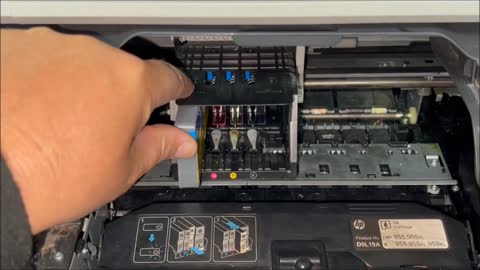 How To Replace the Ink Cartridges in a HP OfficeJet Pro 8720 Printer