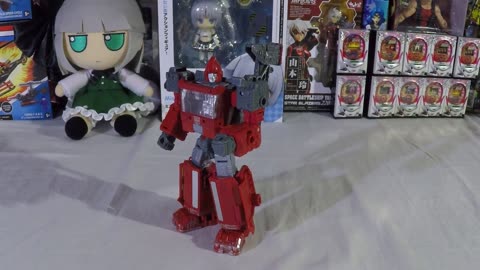 Transformers Siege War for Cybertron Trilogy Ironhide unboxing and conversion