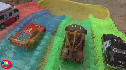 School Bus Pororo Hello Kitty Peppa Pig with Disney Pixar Cars Toys
