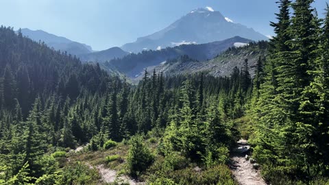 SPECTACULAR ALPINE WILDERNESS BASIN FRAMED BY GORGEOUS MOUNT HOOD! | Timberline Loop | 4K | Oregon