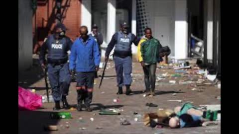 Sud Africa: rivolte, saccheggi e violenze nelle strade! Qual'e' il messaggio per noi?