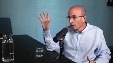 Yuval Noah Harari: Human Nature, Intelligence, Power, and Conspiracies | Lex Fridman Podcast #390