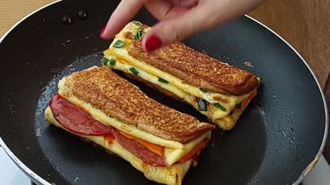 One pan Egg toast, Two ways _ Egg Toast Recipe 😋_ Egg sandwich 🥪_ Korean breakfast